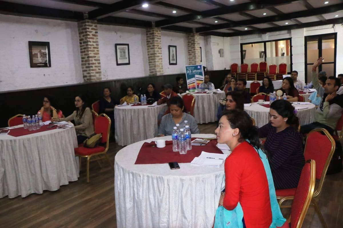 आधारभुत स्वास्थ्य सेवाबाट महिलाहरु वञ्चित: सरोकारवालाहरु चिन्तित (भिडियाे)