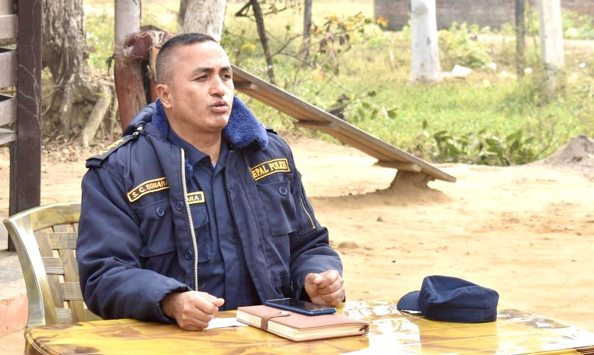 गृह मन्त्रीको नीति अक्षरस पालना गर्दा बाँके एसपी सामाजिक संजालमा : ‘मिडियाले कसैको चरित्र हत्या गर्छ भने राज्यको कानुन आकर्षित हुन्छ’– विपुल पोखरेल, केन्द्रिय अध्यक्ष नेपाल पत्रकार महासंघ